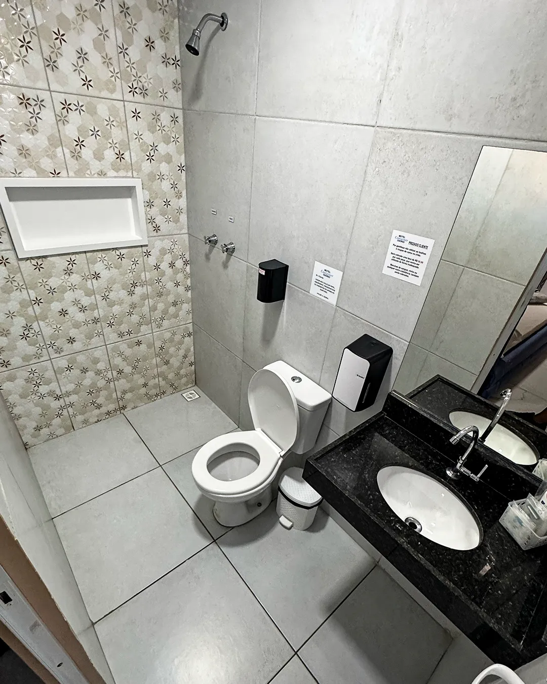 [SUITE_NOME_1] - imagem C